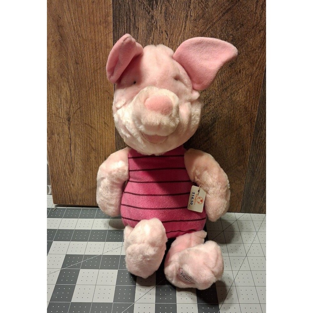 Authentic Disney Store Exclusive Piglet Plush Winnie Pooh